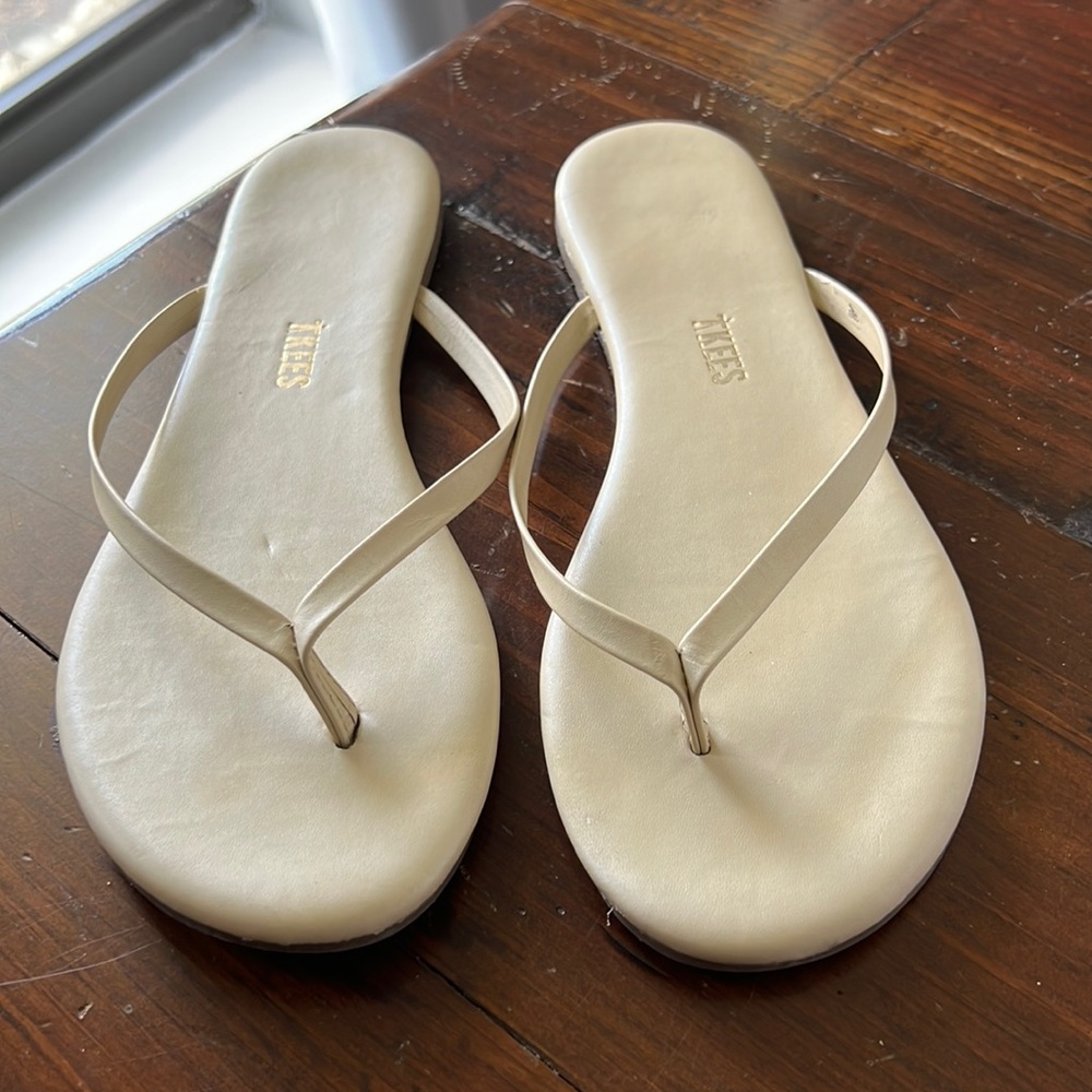 Tkees tan Sandals